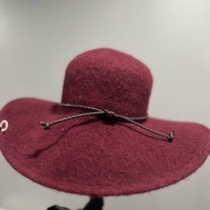 Elegant Burgundy Wide-Brim Hat